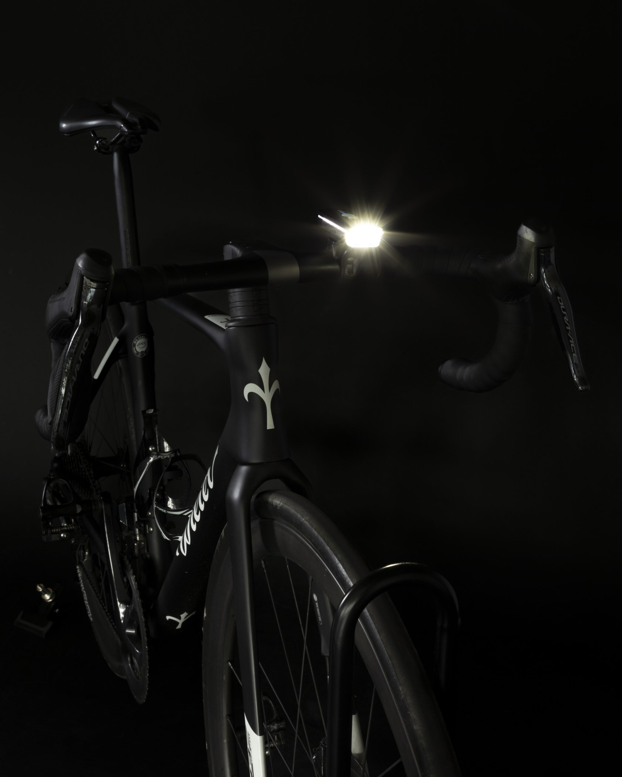 Světlo přední FORCE ALERT 350LM USB, černé - Obrázek 4